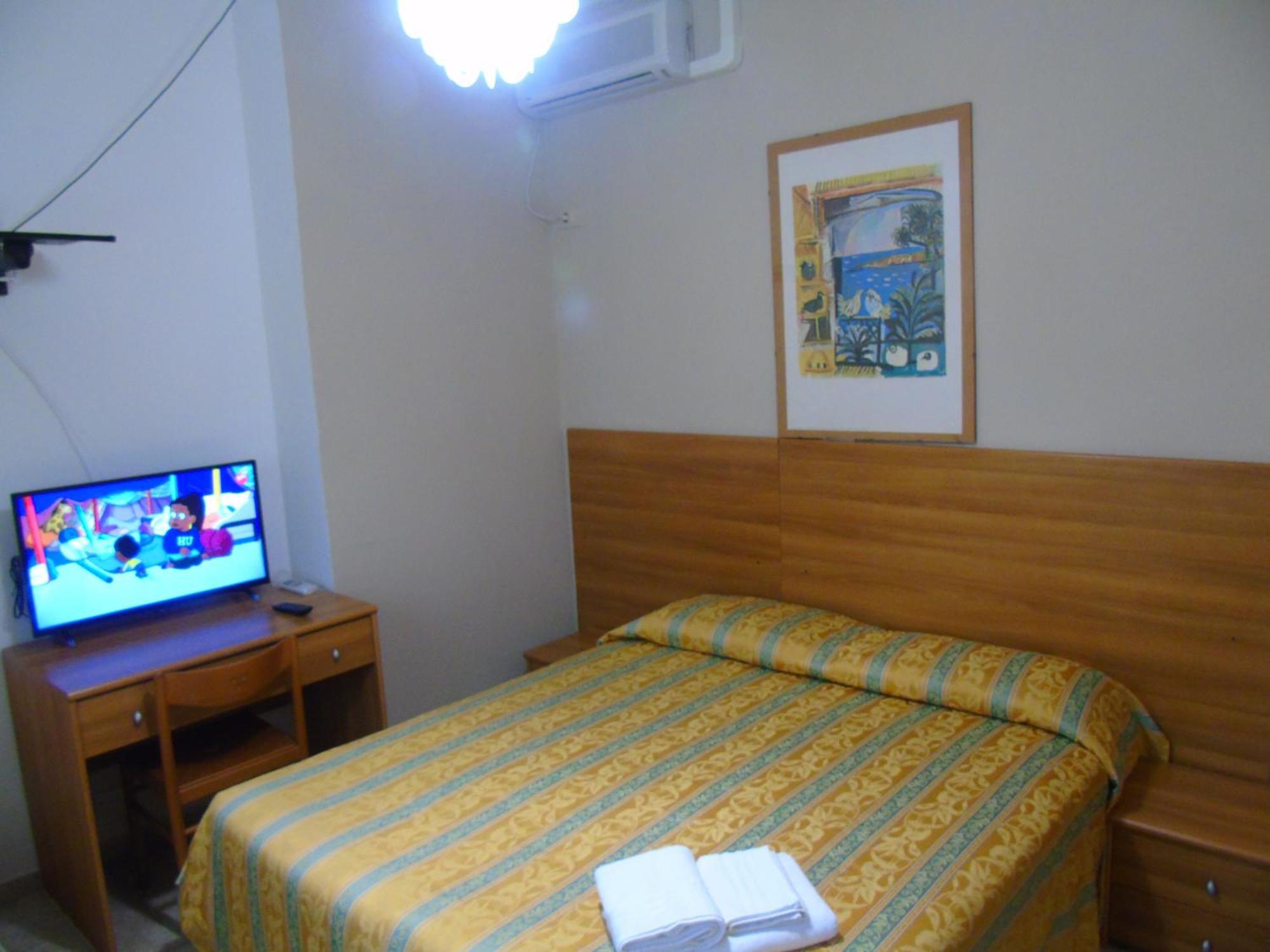 Hotel Zeus Lido Di Classe Room Only Eksteriør bilde