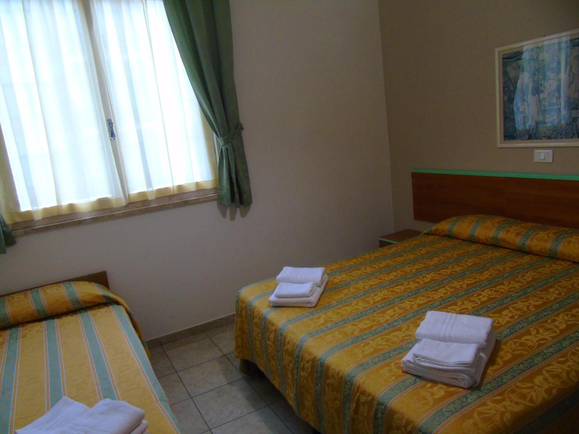 Hotel Zeus Lido Di Classe Room Only Eksteriør bilde
